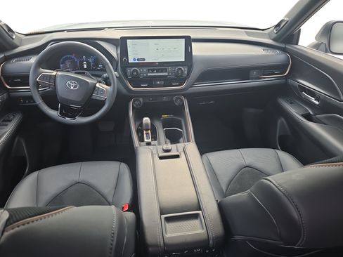Used 2026 Toyota Grand Highlander AWD Hybrid image 9