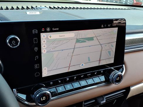 New 2026 GMC Canyon AT4 AWD/4WD image 15
