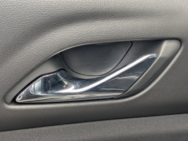 Used 2023 GMC Acadia Denali w/ Denali Technology Package FWD image 27