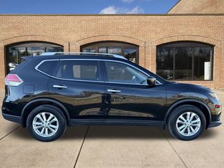 Used 2016 Nissan Rogue SV video 2