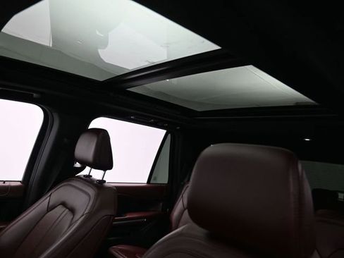 Used 2024 Ford Expedition Limited image 25