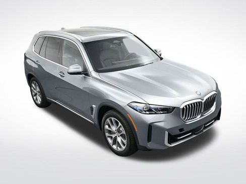 New 2026 BMW X5 xDrive50e w/ Climate Comfort Package image 20