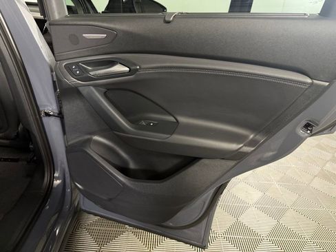 Used 2025 Audi Q6 e-tron Premium Plus w/ Premium Plus AWD/4WD image 32