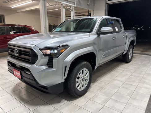 New 2026 Toyota Tacoma SR5 image 1