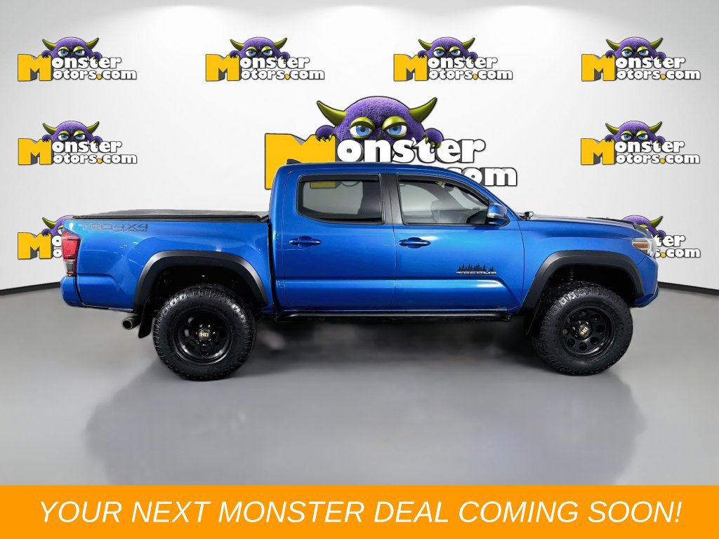 Used 2018 Toyota Tacoma TRD Sport AWD/4WD image 4
