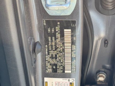 Certified 2019 Toyota 4Runner Limited image 30