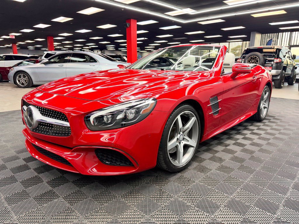 Used 2017 Mercedes-Benz SL 550 w/ Driver Assistance Package image 7