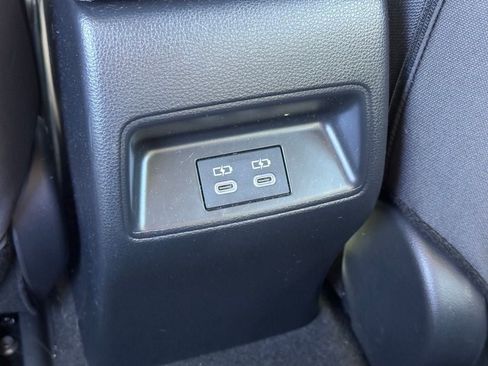 Used 2024 Toyota Corolla LE image 15