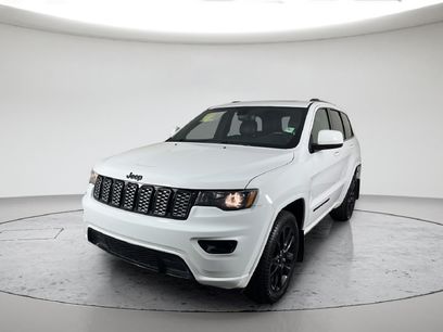 Used 2019 Jeep Grand Cherokee Altitude