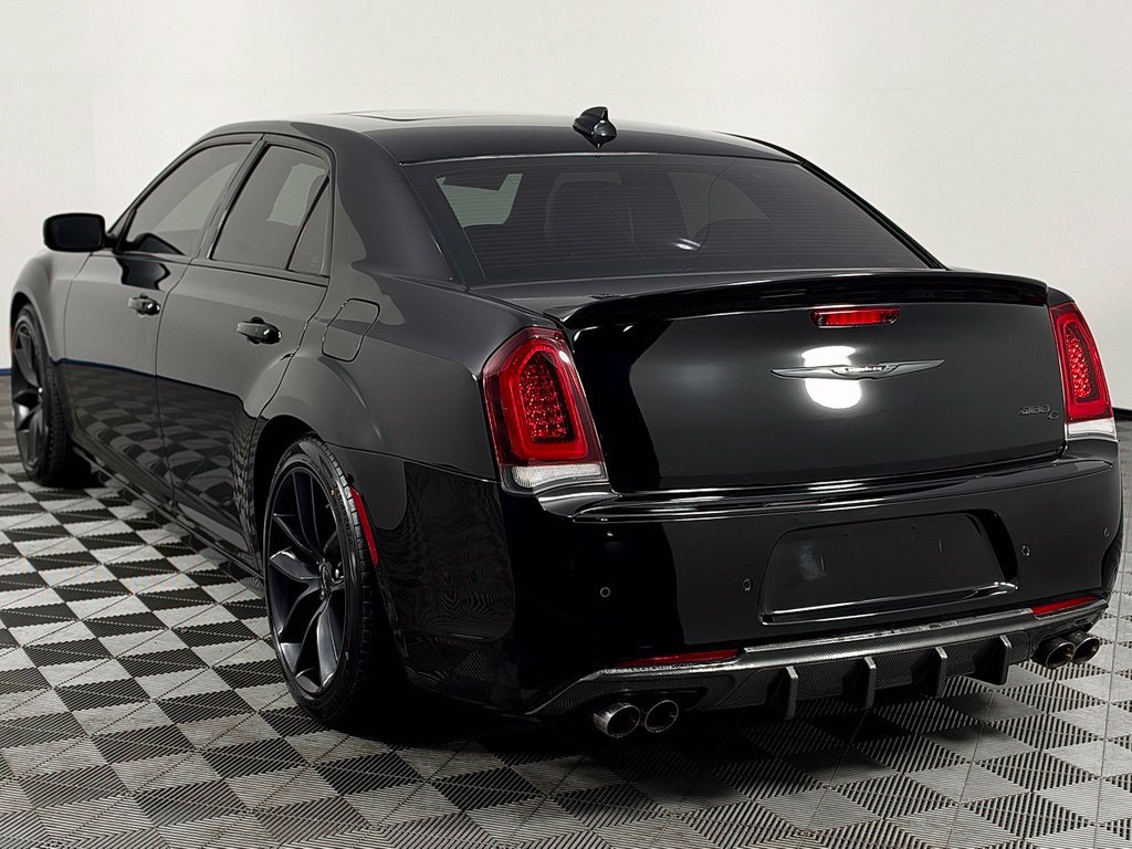 Used 2023 Chrysler 300 C RWD image 4