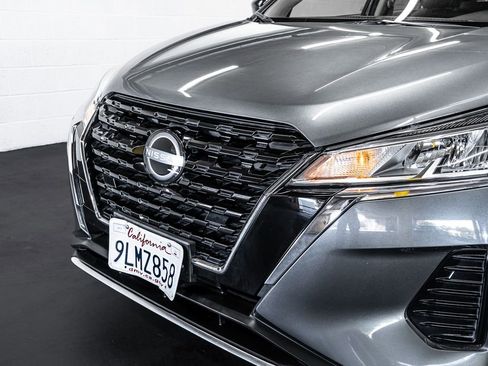 Used 2024 Nissan Kicks S image 10