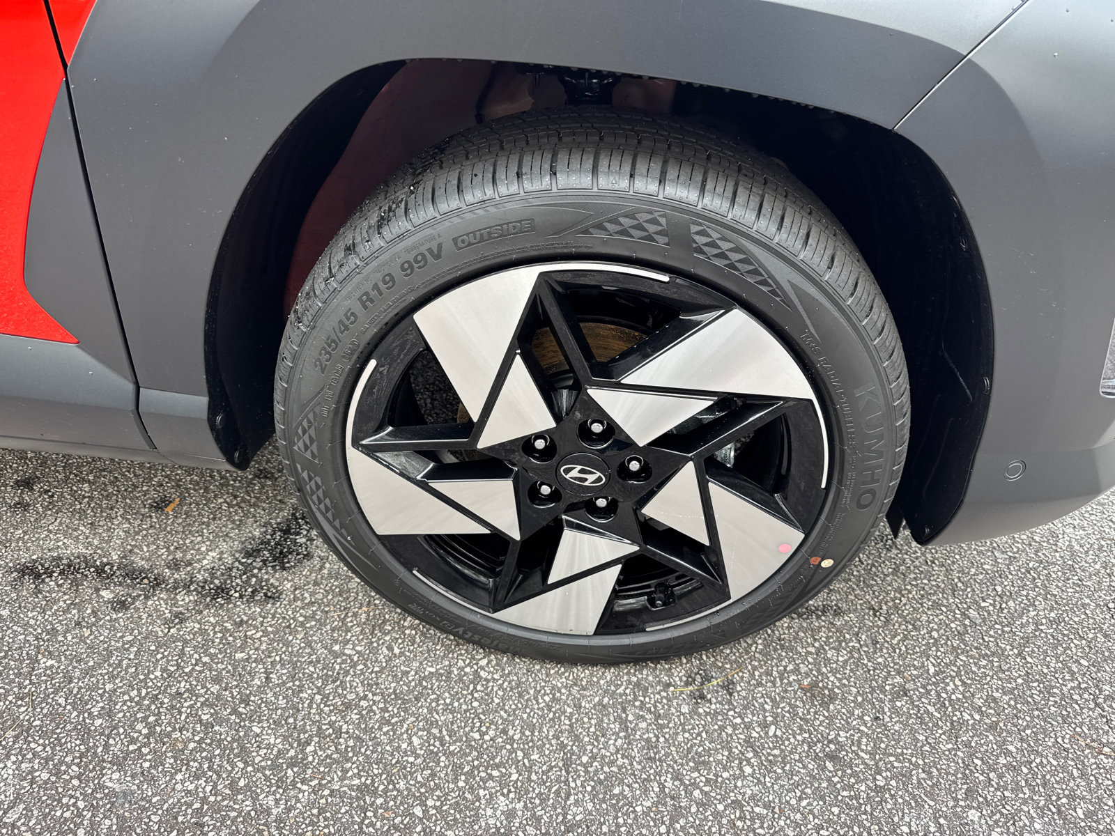 New 2026 Hyundai Kona Limited FWD image 13