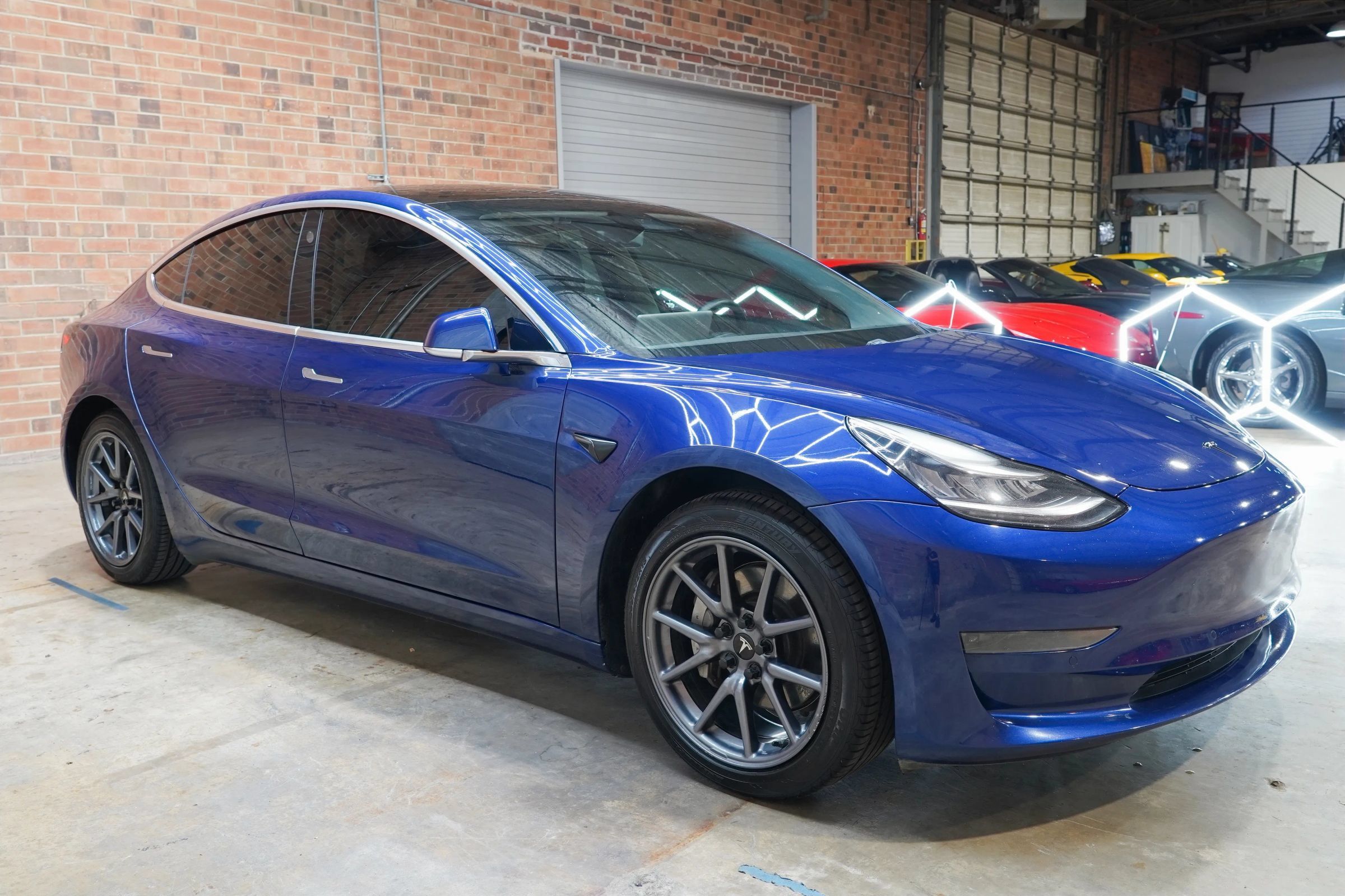 Used 2020 Tesla Model 3 Standard Range Plus RWD image 2