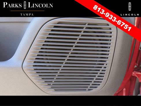 Certified 2022 Lincoln Corsair Standard w/ Equipment Group 101A image 17