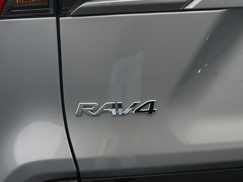 Used 2021 Toyota RAV4 XSE AWD/4WD image 40