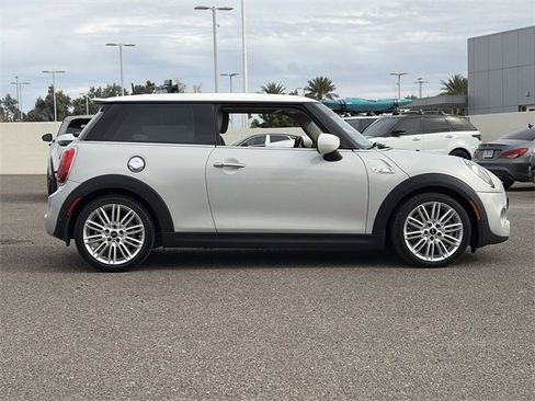 Used 2020 MINI Cooper S image 6