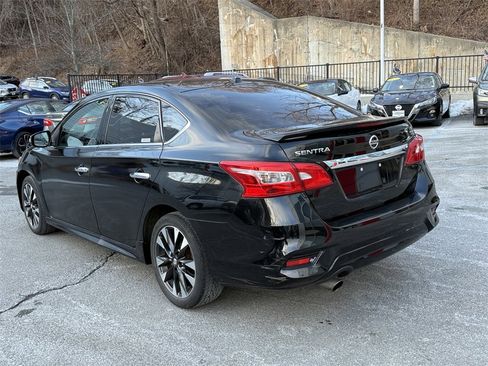 Used 2019 Nissan Sentra SR image 4