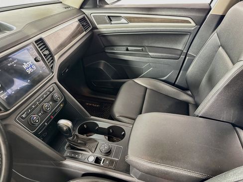 Used 2018 Volkswagen Atlas SE AWD/4WD image 23