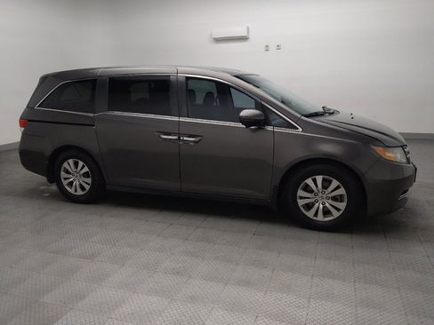 Used 2016 Honda Odyssey SE image 11
