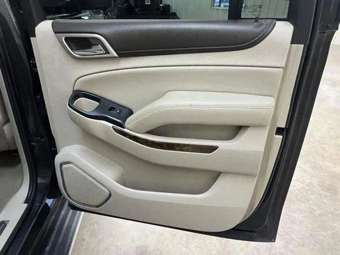 Used 2016 GMC Yukon XL Denali w/ Open Road Package image 30