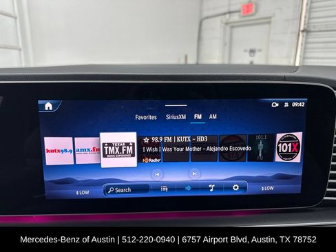 Used 2025 Mercedes-Benz GLS 450 4MATIC image 19