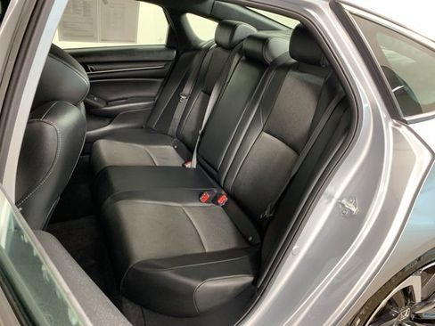 Used 2022 Honda Accord Sport image 25