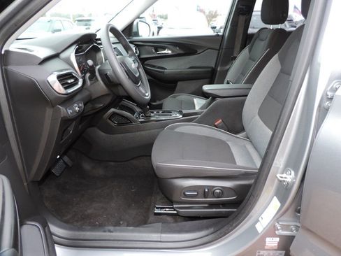 Used 2023 Chevrolet TrailBlazer LT image 14