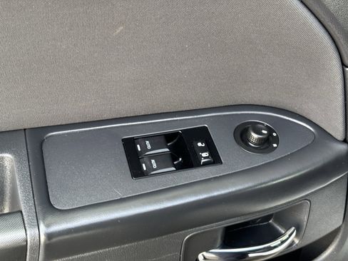 Used 2012 Dodge Challenger SXT image 16