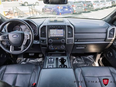 Used 2018 Ford Expedition Max XLT w/ Equipment Group 202A AWD/4WD image 41