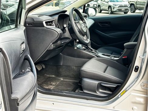 Certified 2025 Toyota Corolla LE image 10