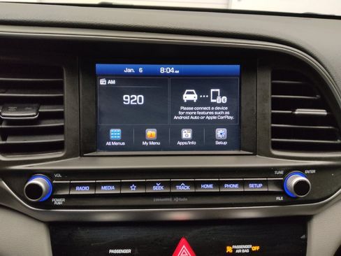 Used 2019 Hyundai Elantra SEL image 25