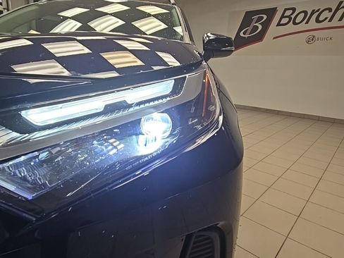 Used 2022 Toyota RAV4 XLE image 17