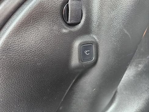 Used 2018 Jeep Compass Latitude AWD/4WD image 12