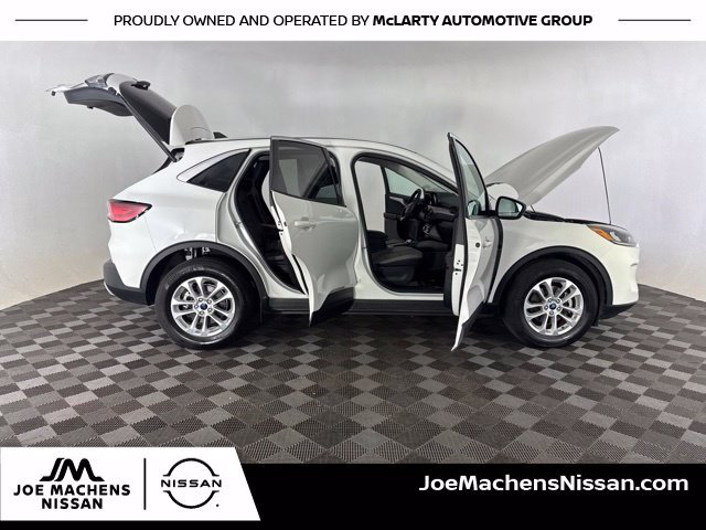 Used 2022 Ford Escape SE w/ Convenience Package AWD/4WD image 16