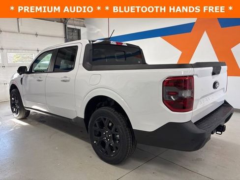 New 2025 Ford Maverick Lariat w/ Black Appearance Package image 6