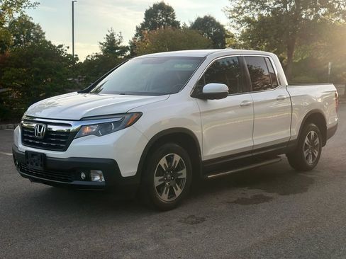 Used 2017 Honda Ridgeline RTL image 3