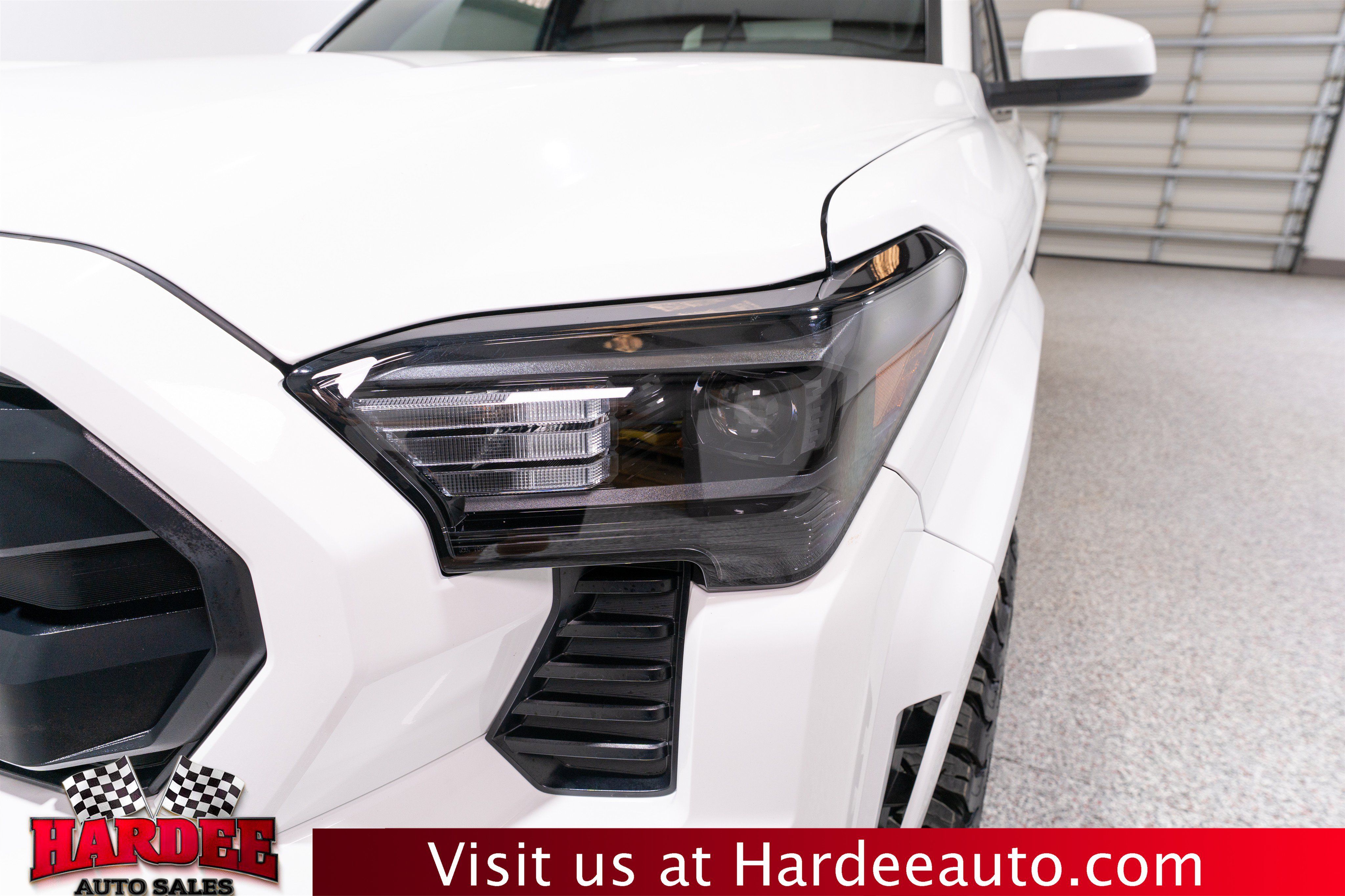Used 2024 Toyota Tacoma SR5 RWD image 8