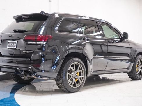 Used 2021 Jeep Grand Cherokee Trackhawk AWD/4WD image 32
