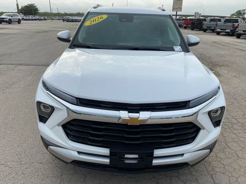 Used 2026 Chevrolet TrailBlazer LT w/ LT Cold Weather Package FWD image 9