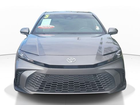 Certified 2025 Toyota Camry SE FWD image 2