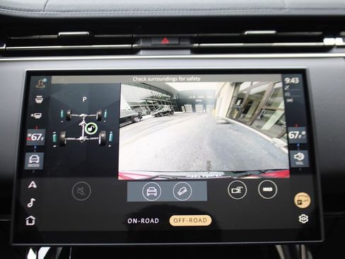 Used 2024 Land Rover Range Rover Sport Dynamic SE image 20