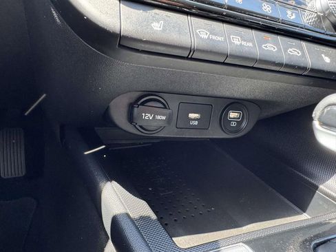 Certified 2023 Hyundai Elantra SEL w/ Convenience Package FWD image 24