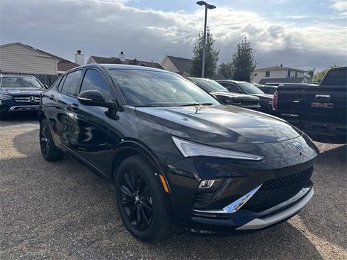 Used 2024 Buick Envista Sport Touring w/ Convenience I Package image 4