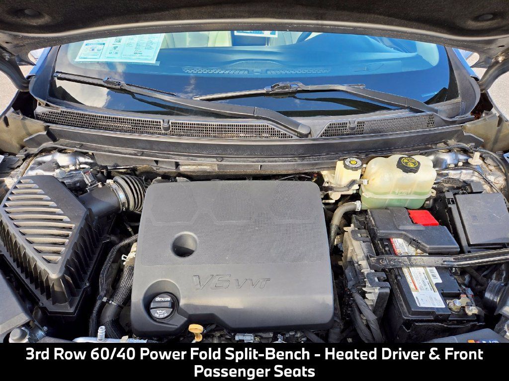 Used 2020 Buick Enclave Premium w/ Sun and Sites Package FWD image 18