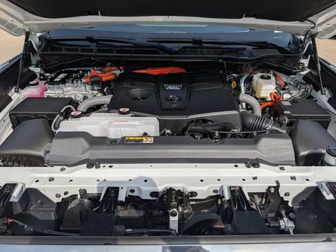 Certified 2026 Toyota Tundra Platinum AWD/4WD image 37