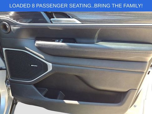 Used 2024 Jeep Wagoneer Series II w/ Flexible Seating Group image 9