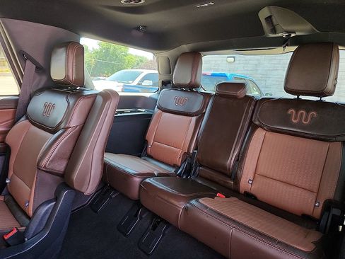 Used 2025 Ford Expedition King Ranch AWD/4WD image 5