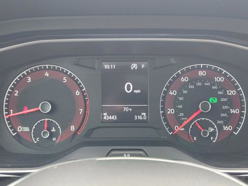 Used 2021 Volkswagen Jetta SE image 16