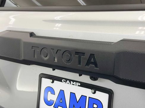 Used 2025 Toyota 4Runner TRD Off-Road image 12