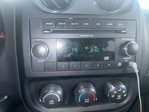 Used 2011 Jeep Patriot Sport w/ PWR Value Group image 10